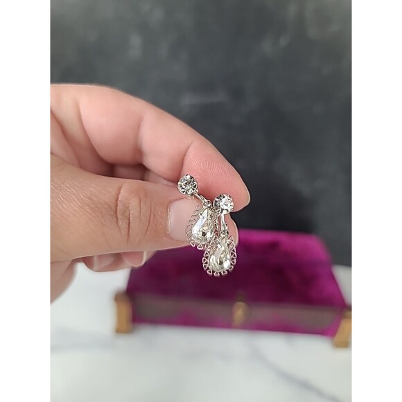 B. David Clear Rhinestone Dangling Clip-on Earrings - Picture 2 of 10